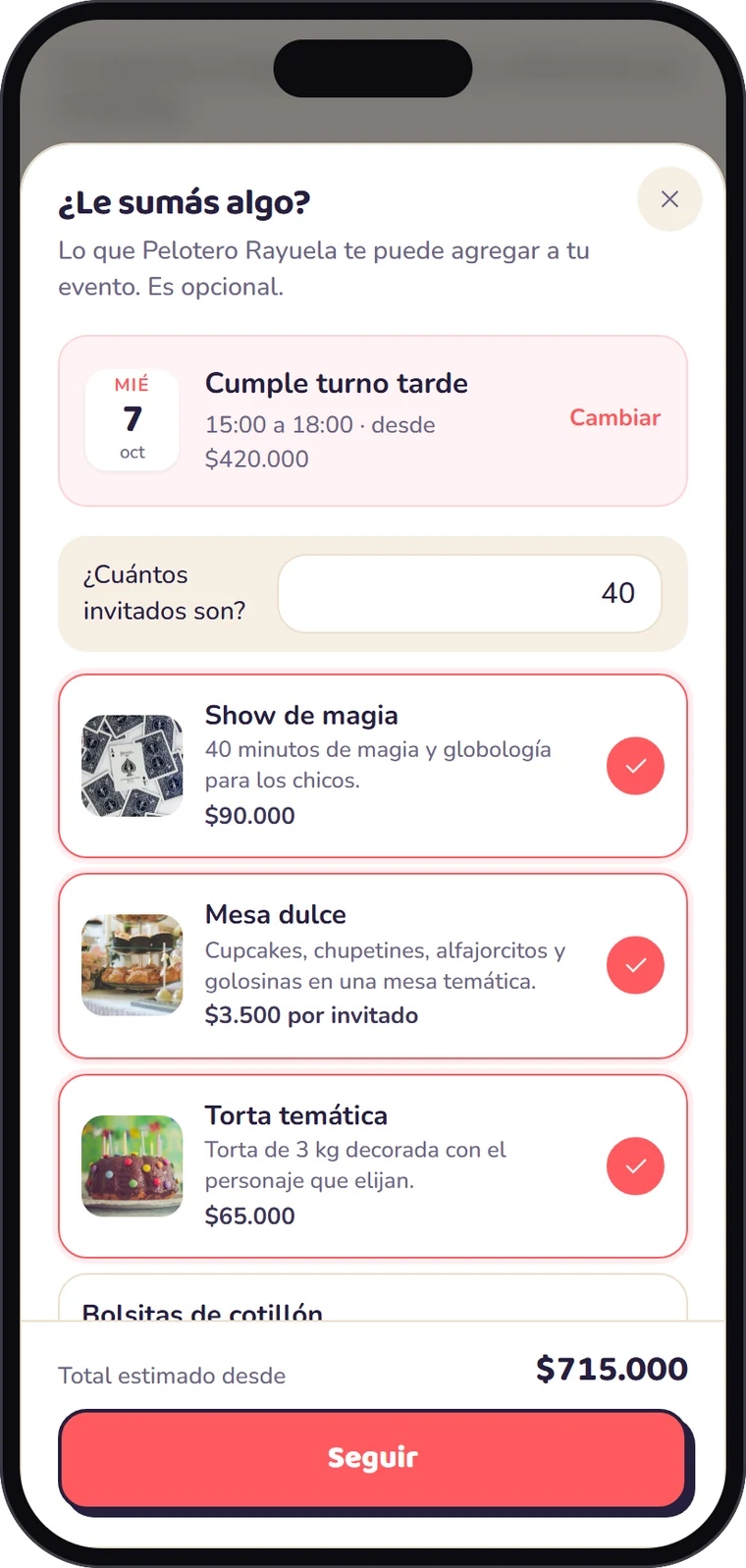 Pantalla de adicionales en la página de un pelotero: show de magia, mesa dulce y torta temática, con el total estimado